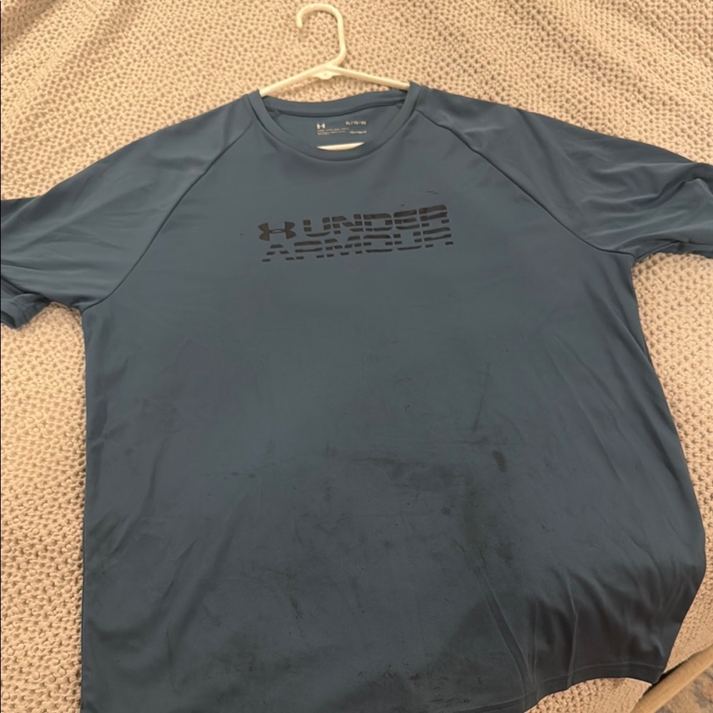 Under Armour Men's Short Sleeve Tee in Slate Blue